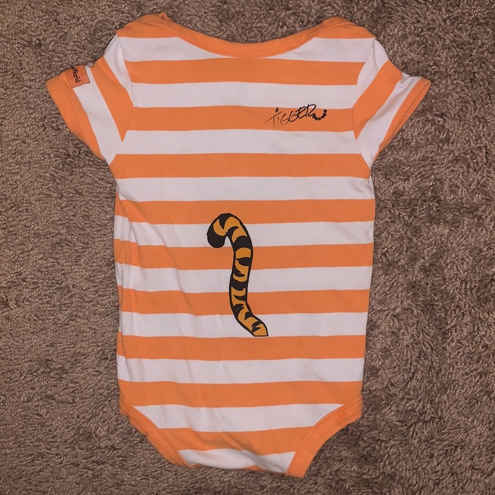 Disney Baby Tigger Unisex Onesie - Picture 5 of 5